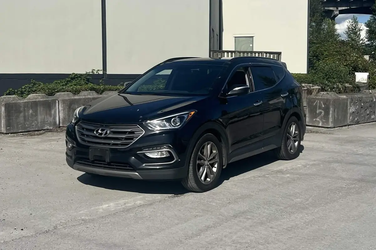 2017 Hyundai Santa Fe Sport photo 1